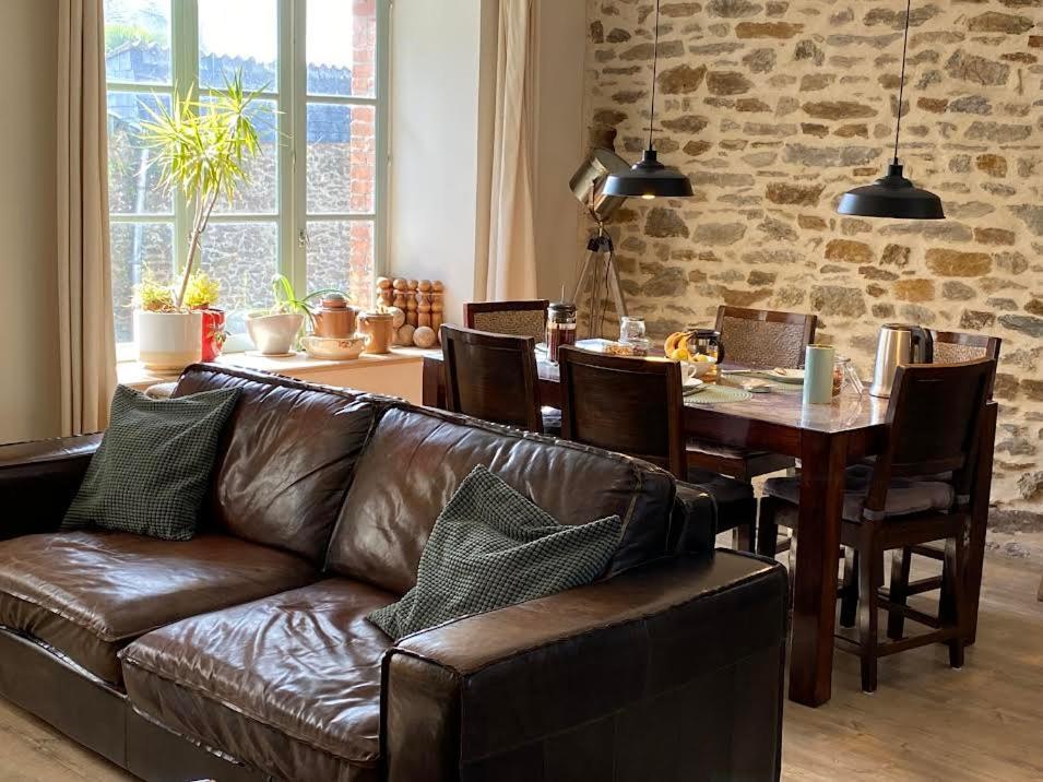 La Maison De Mano Plouer-sur-Rance Bagian luar foto